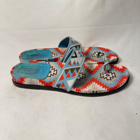 Theodora & Callum by Stuart Weitzman • Sandals • size 8 - Picture 3 of 6